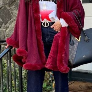 Elegant green Faux Fur Trim wrap coat